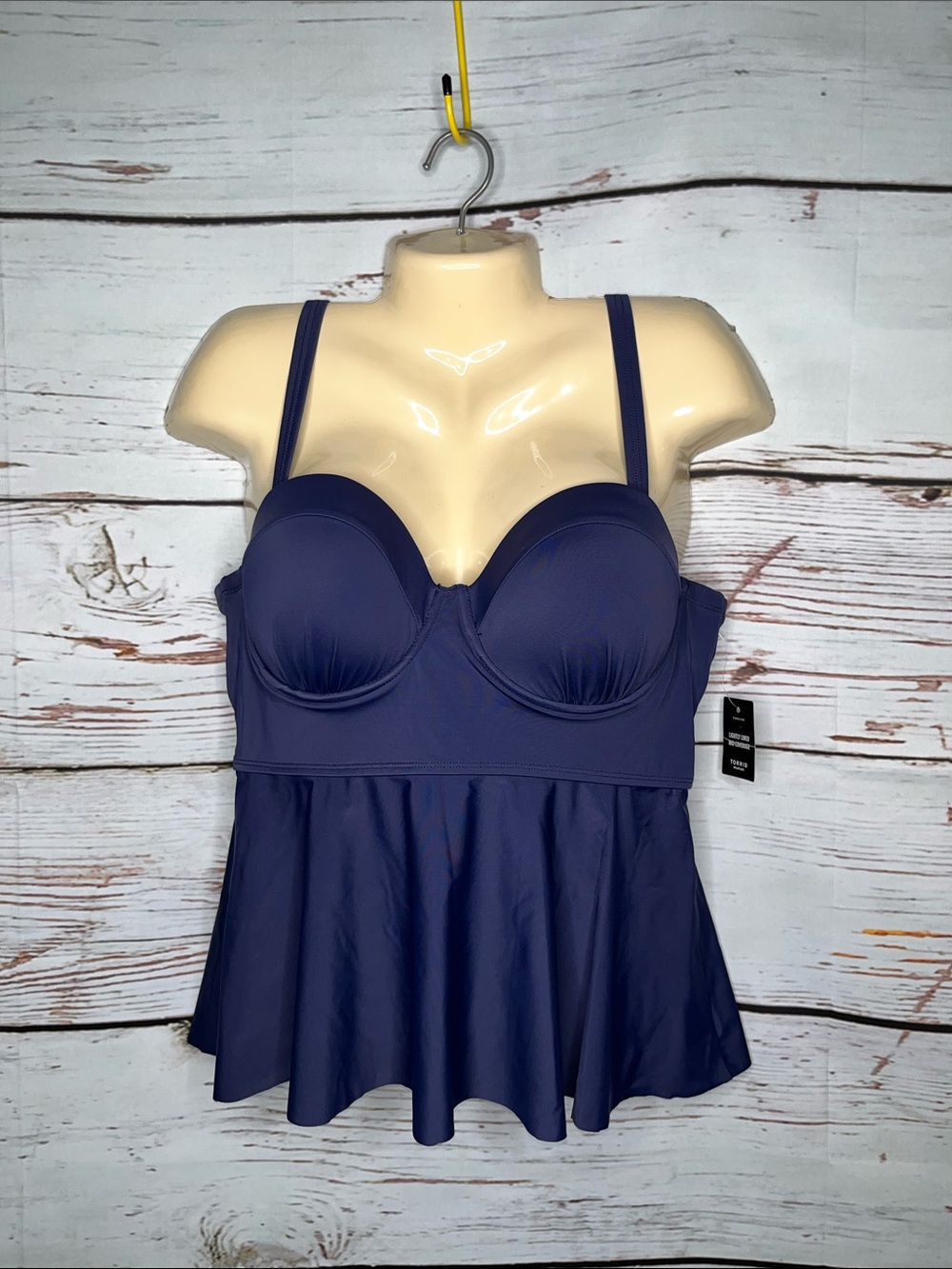 Torrid NWT Sz 0 C/D Navy Blue Underwire Peplum Hem Bathing Suit Tankini Swim Top